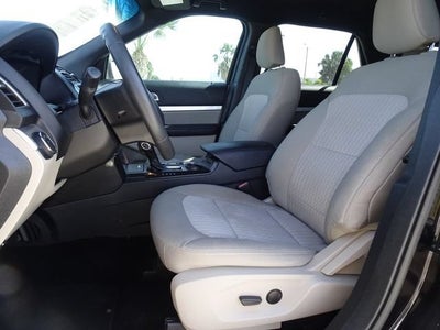 2019 Ford Explorer Base