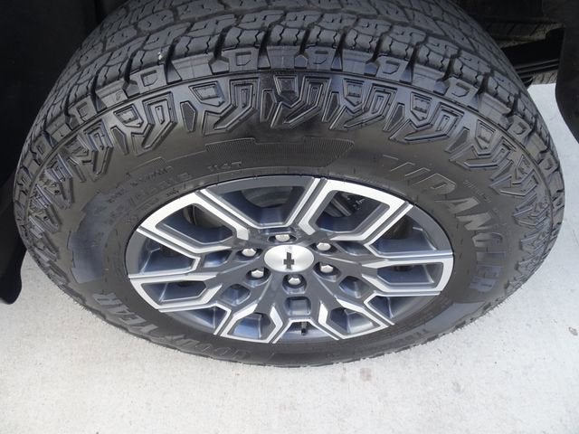 2025 Chevrolet Colorado 4WD Z71