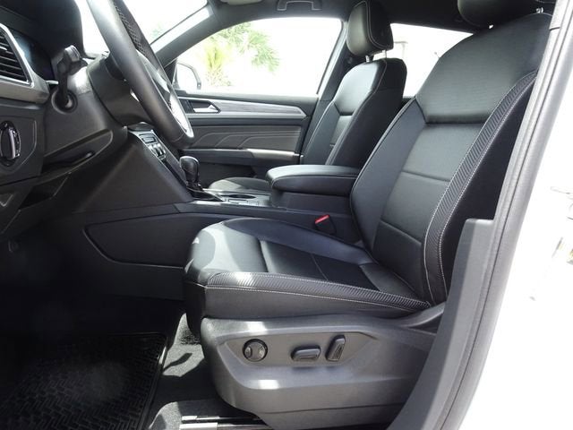 2023 Volkswagen Atlas Cross Sport 2.0T SE