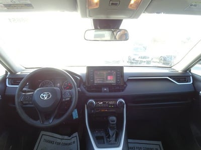 2020 Toyota RAV4 LE