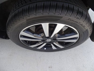 2019 Nissan Kicks SR