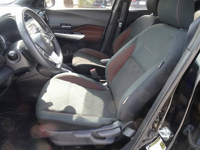 2019 Nissan Kicks SR