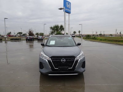 2023 Nissan Kicks SV