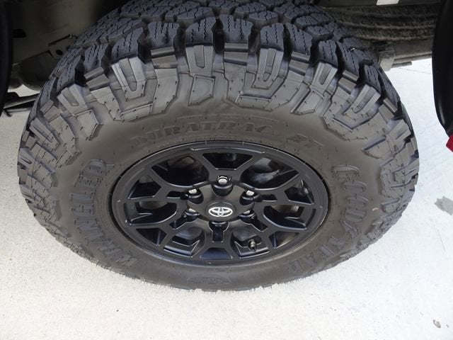 2020 Toyota Tacoma 2WD SR5