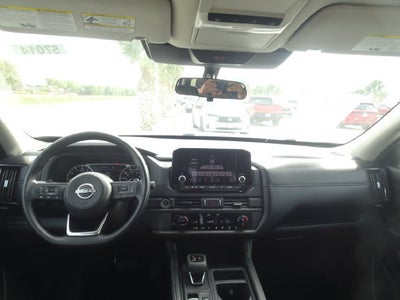 2024 Nissan Pathfinder S