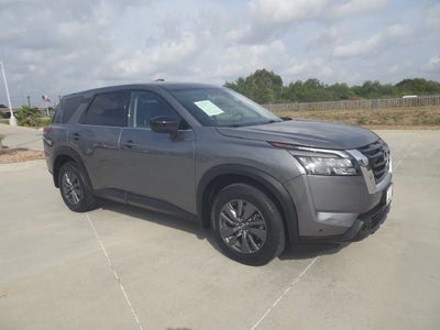 2024 Nissan Pathfinder S