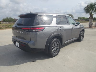 2024 Nissan Pathfinder S