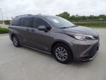 2021 Toyota Sienna LE