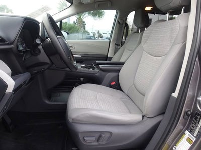 2021 Toyota Sienna LE