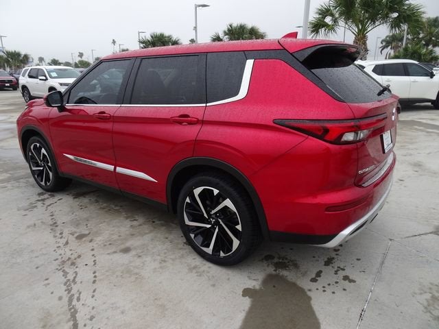 2024 Mitsubishi Outlander Base