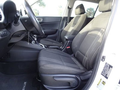 2022 Hyundai Venue SEL