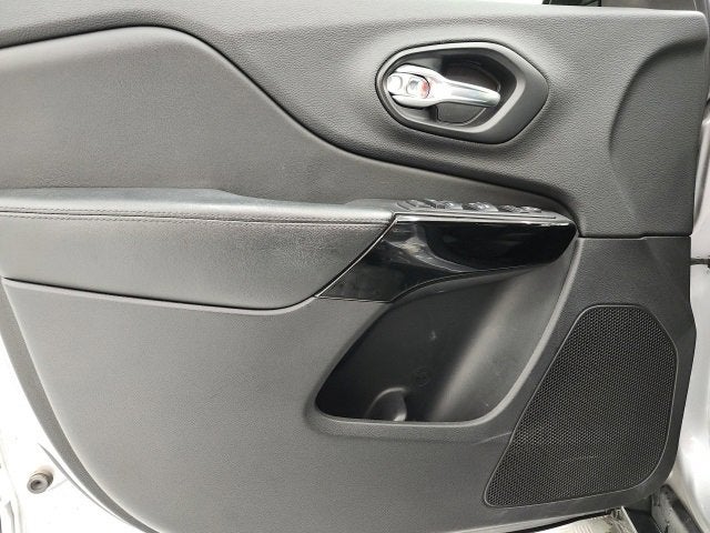 2019 Jeep Cherokee Altitude