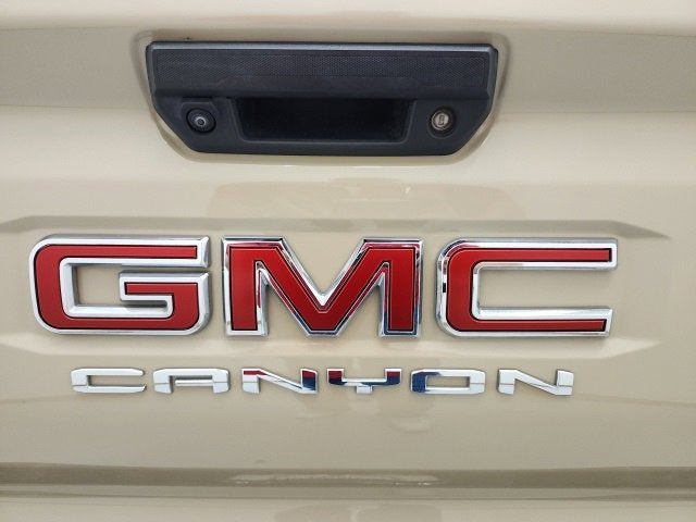 2024 GMC Canyon 4WD AT4