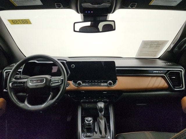 2024 GMC Canyon 4WD AT4