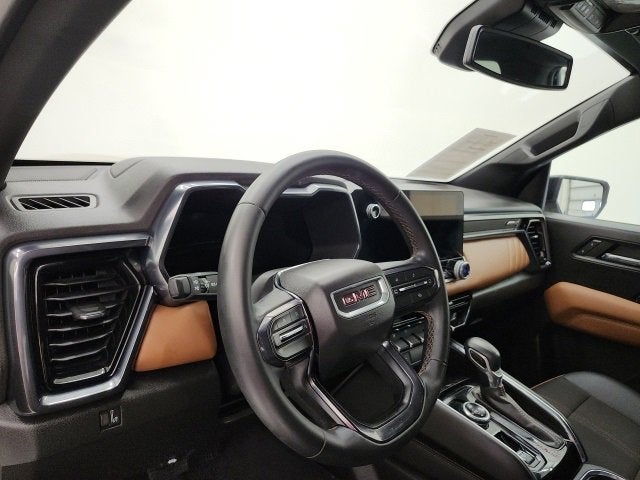 2024 GMC Canyon 4WD AT4