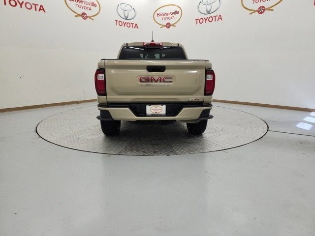 2024 GMC Canyon 4WD AT4