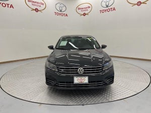 2017 Volkswagen Passat 1.8T R-Line FWD