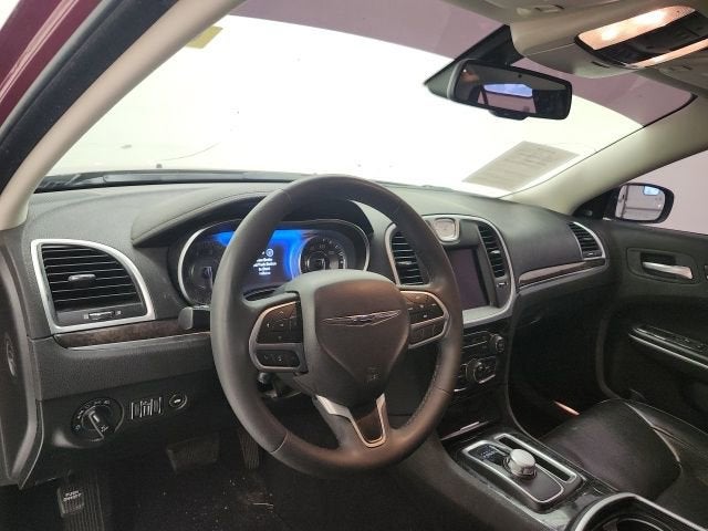 2022 Chrysler 300 Touring L