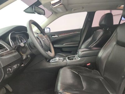2022 Chrysler 300 Touring L