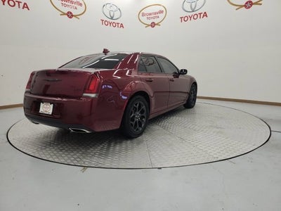 2022 Chrysler 300 Touring L
