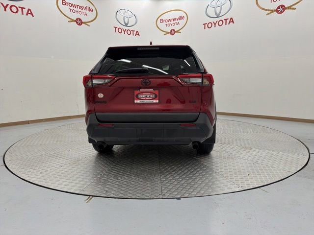 2022 Toyota RAV4 LE