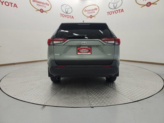 2022 Toyota RAV4 XLE