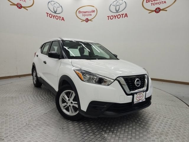 2020 Nissan Kicks S