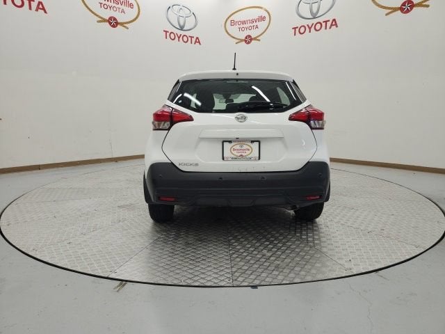2020 Nissan Kicks S