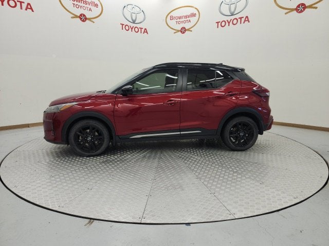 2023 Nissan Kicks SR