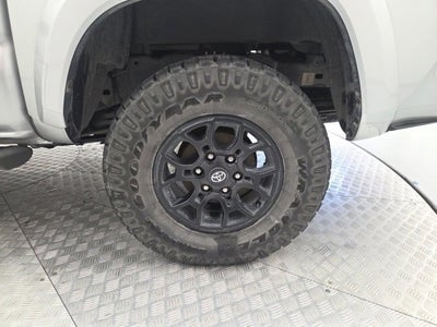 2022 Toyota Tacoma 2WD SR5