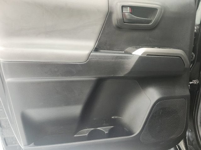 2022 Toyota Tacoma 2WD SR5