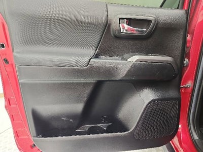 2022 Toyota Tacoma 4WD TRD Off Road
