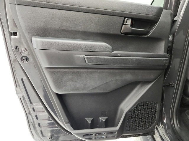 2025 Toyota Tacoma 2WD SR5