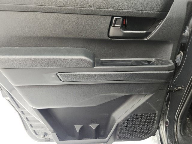 2025 Toyota Tacoma 4WD SR5