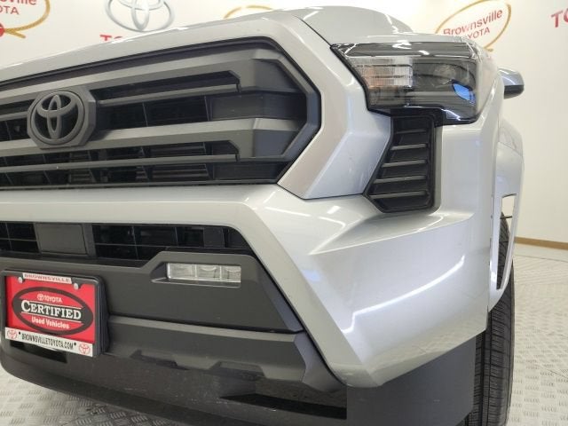 2026 Toyota Tacoma 4WD SR5