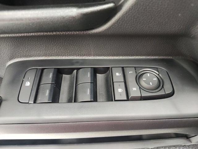 2026 Toyota Tacoma 4WD SR5