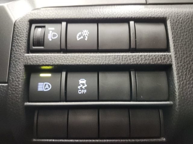 2026 Toyota Tacoma 4WD SR5