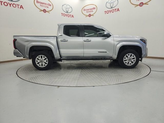 2025 Toyota Tacoma 4WD SR5