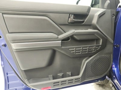 2025 Toyota Tacoma 4WD SR5