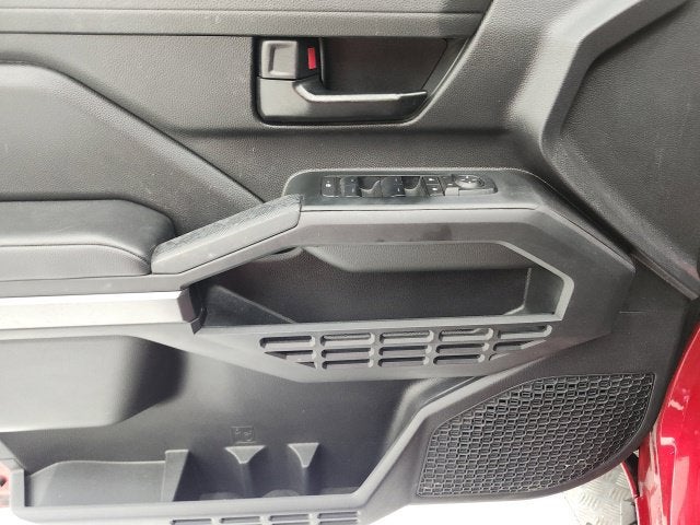 2025 Toyota Tacoma 2WD SR5