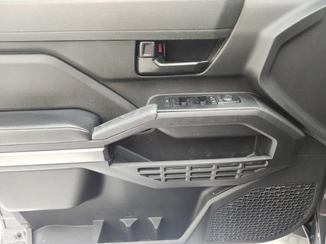 2024 Toyota Tacoma 4WD SR5