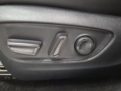 2025 Toyota RAV4 Hybrid XLE Premium