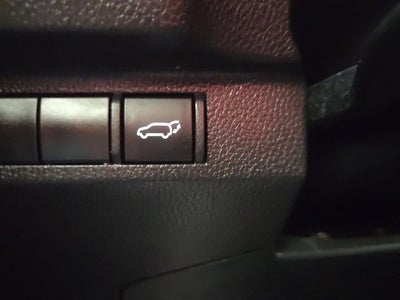 2025 Toyota RAV4 Hybrid XLE Premium