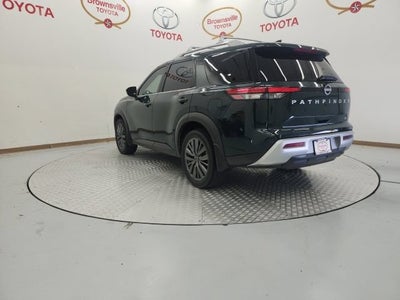 2024 Nissan Pathfinder SL