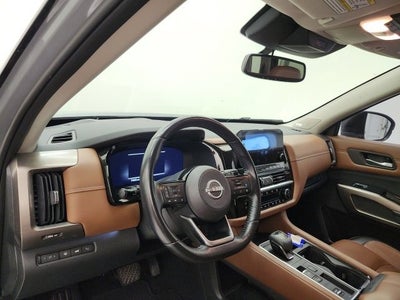 2022 Nissan Pathfinder Platinum