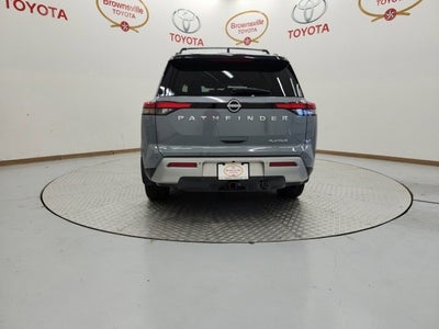 2022 Nissan Pathfinder Platinum