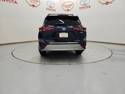 2020 Toyota Highlander Hybrid Platinum