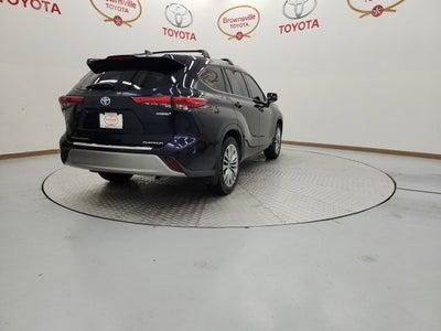 2020 Toyota Highlander Hybrid Platinum