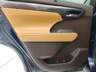 2020 Toyota Highlander Hybrid Platinum