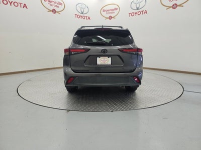 2024 Toyota Highlander LE